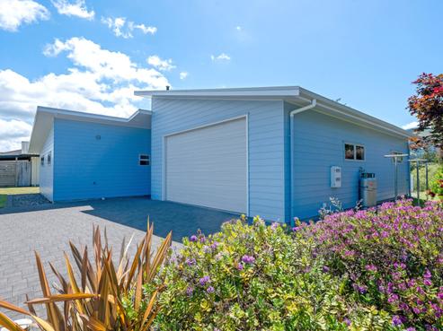 2 Lakemere Way, Kinloch