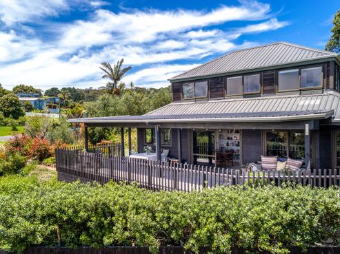 12 Eden Terrace, Onetangi