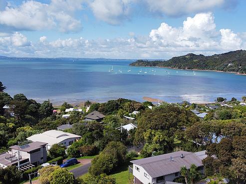 10 Makora Avenue, Oneroa