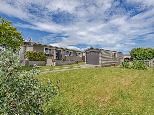 17 Willoughby Street, Halcombe
