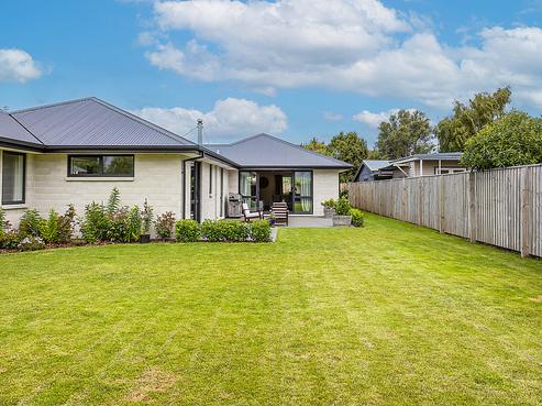 5/17 Wineberry Avenue, Amberley