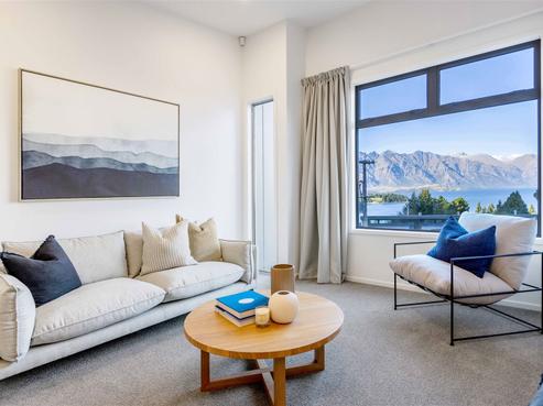 1/45 Lomond Crescent, Queenstown Central