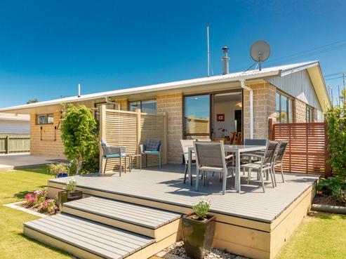 63 Eastons Road, Westport