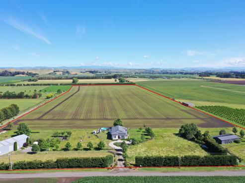 192 Rosser Road, Longlands