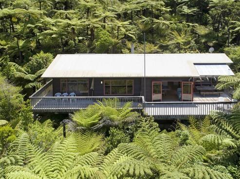 593 Bill Bryants Road, Okiwi Bay