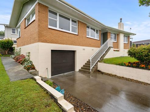 21 Oakland Avenue, Woodhill