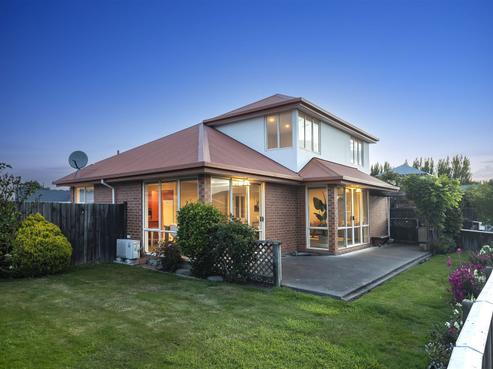 2 Rosefield Lane, Northcote