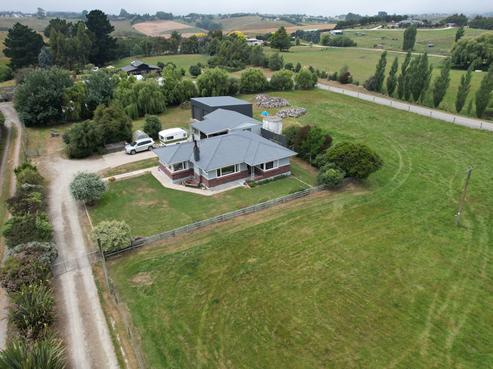 174 Parsons Road, Weston