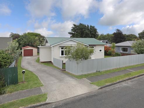 9 Wilson Street, Bulls