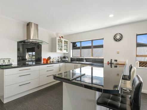 7 Sunnyview Drive, Brown Owl