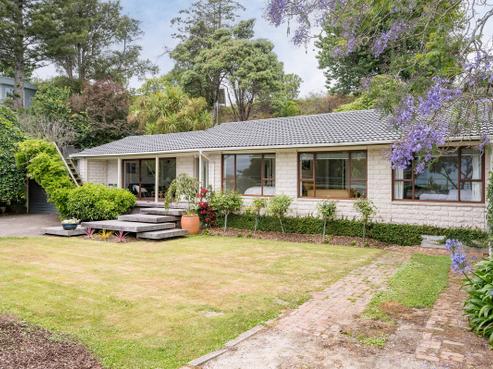184 Moana Avenue, Britannia Heights