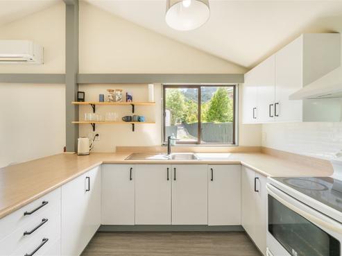 102A Horoeka Street, Stokes Valley