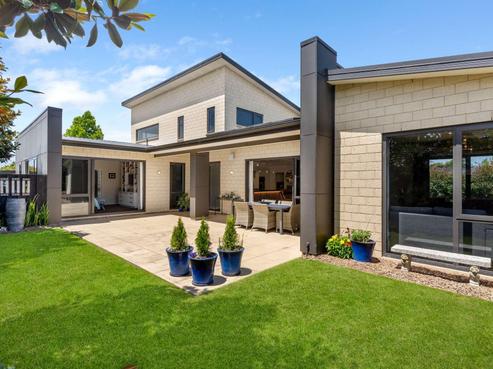 53 Glen Oaks Drive, Northwood