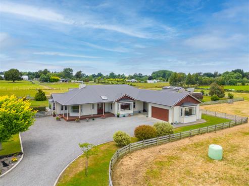 104A Mannings Road, Carterton