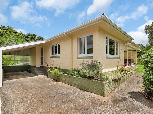 16 Clarkson Crescent, Maunu