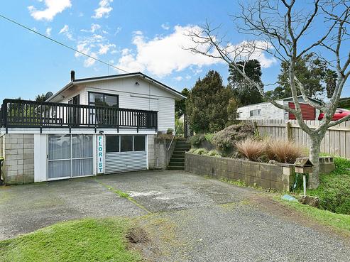 30 Downer Street, Helensville