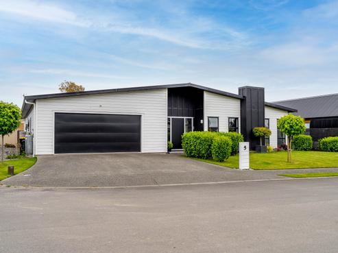 5 James Kidd Place, Greytown
