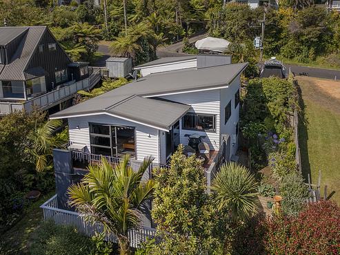 1B Haddon Crescent, Whitianga