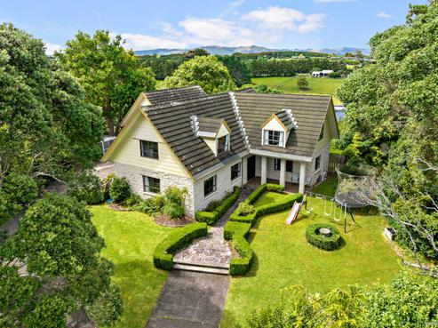 33 Colombo Road, Waiuku