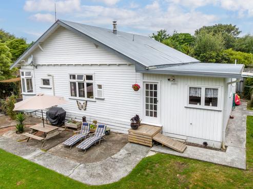 10 Edwin Street, Belmont