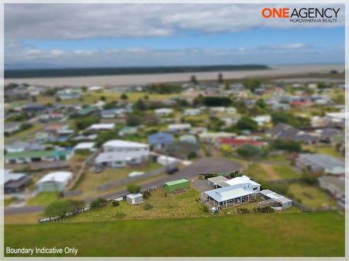 6 Watchorn Place, Foxton Beach