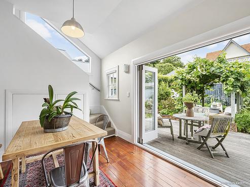 19 Glen Road, Kelburn