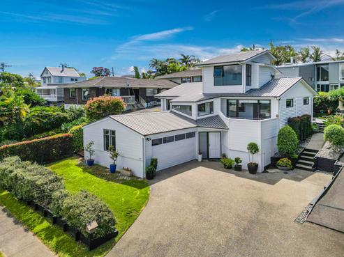 6 Rewi Street, Torbay