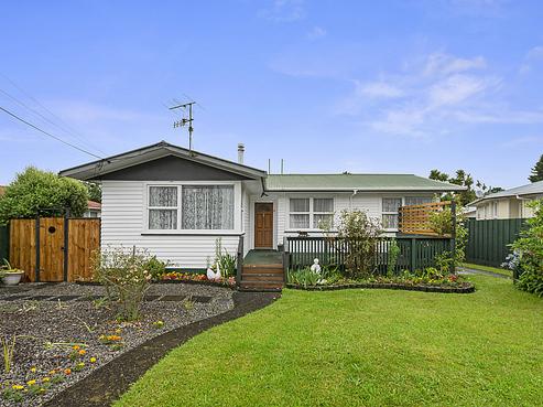 236 Sunset Road, Sunnybrook