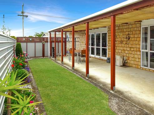 16 Johnston Street, Foxton