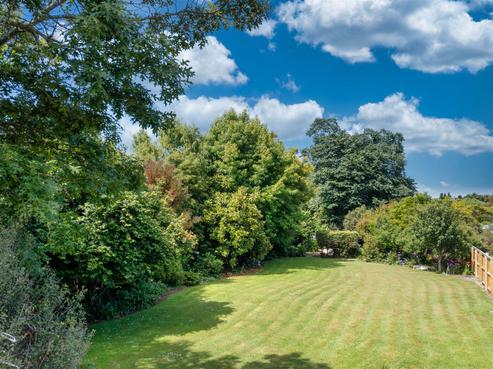 11 Terrace Road, Leithfield