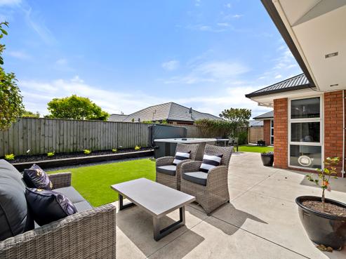 2 Ambrosia Lane, Aidanfield