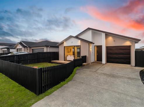 21 Houpuni Road, Wainui