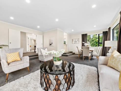 12 Luckens Road, West Harbour
