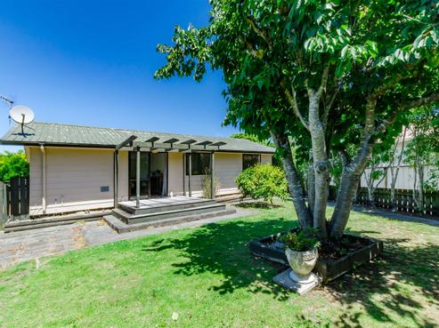 35 Linwood Drive, Paraparaumu