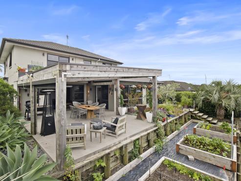 32 Lough Bourne Drive, Pukekohe