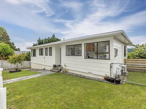 18 Tobago Crescent, Grenada North