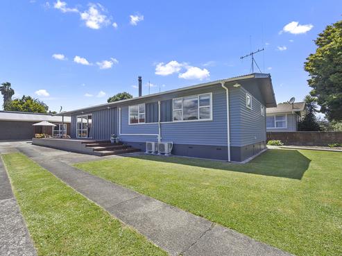 83 Arnold Street, Leamington