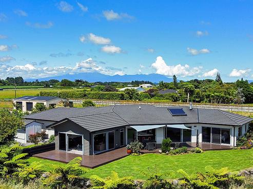 39 Matarikoriko Road, Waitara