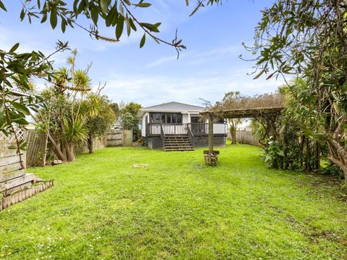 106 Parkhurst Road, Parakai