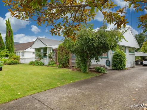 46 Dowling Grove, Silverstream
