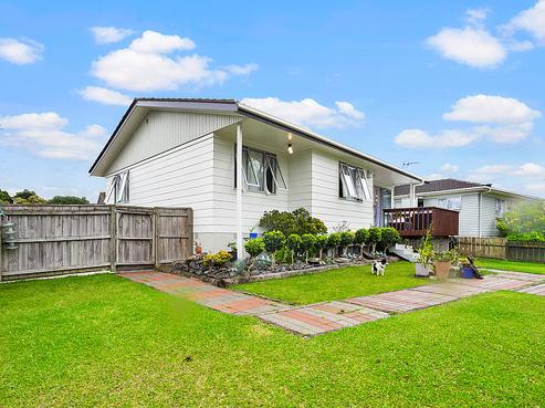 5 Frobisher Way, Clendon Park