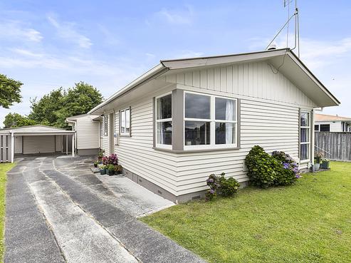 140 Bryant Road, Saint Andrews