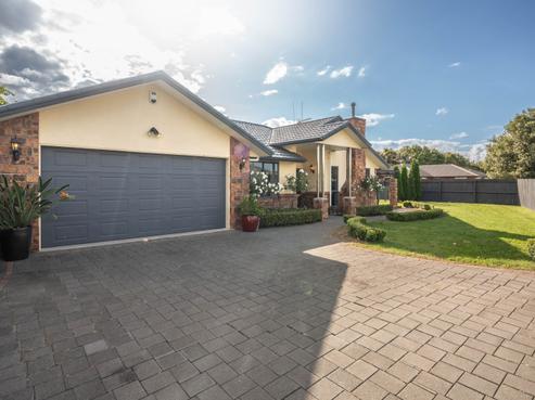 4 Kingsbury Court, Rototuna North