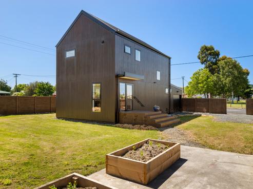66 Spenser Street, Milton