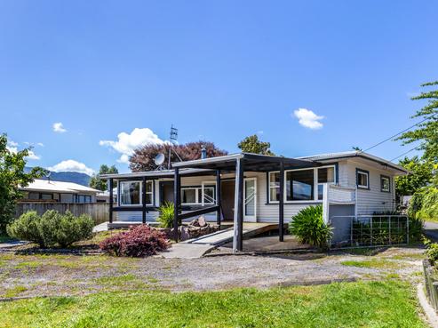 2/215 Rifle Range Road, Tauhara