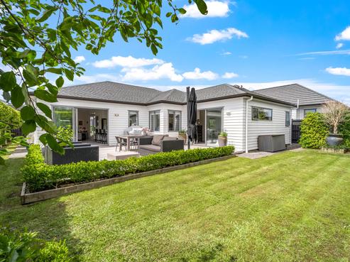 84 Ridgedale Road, Silverdale
