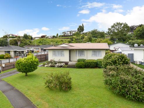 414 Kahikatea Drive, Dinsdale