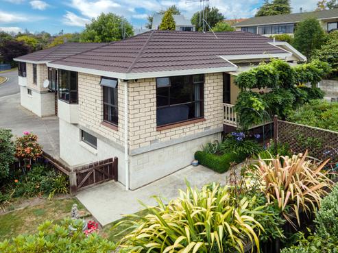 2/7 Waipori Place, Glenwood