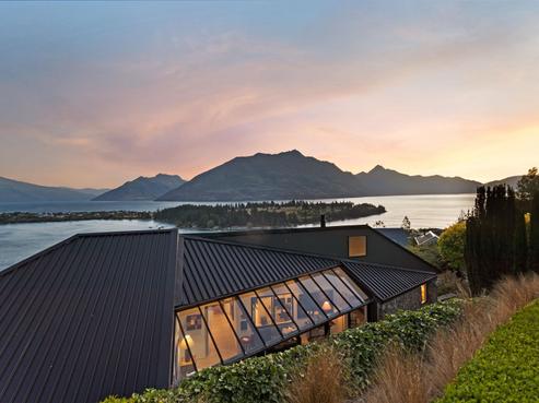 56 Panorama Terrace, Queenstown Central