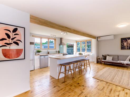 26 Te Miti Street, Paekakariki